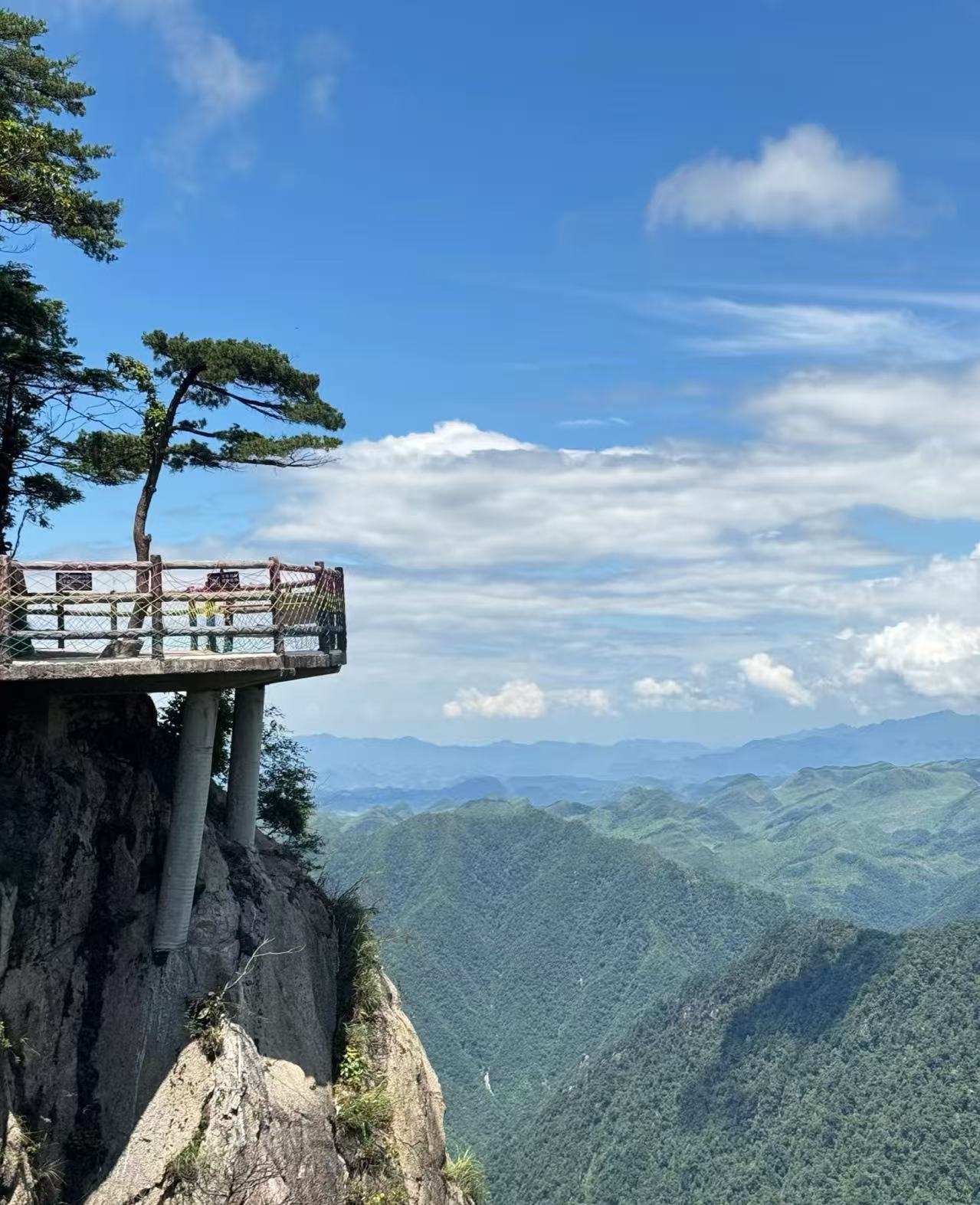 郴州三天二晚蘇仙嶺+高椅嶺+東江湖+莽山五指峰跟團(tuán)游